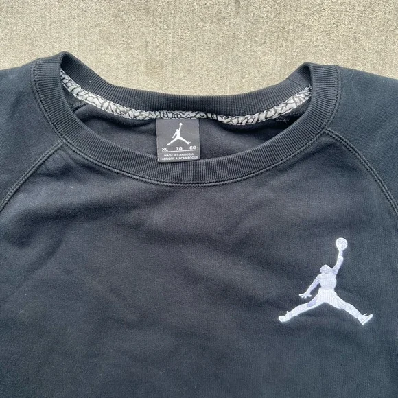 Jordan Black and Gray Crewneck Sweater - Picture 4 of 8